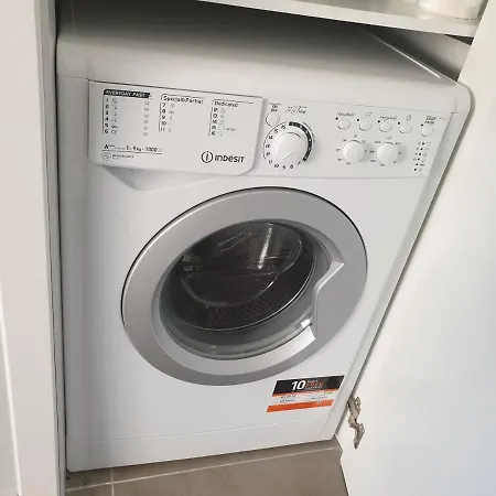 Lejlighed Small Sunny Apt Nica 10 Min Walking Oura Beach Albufeira